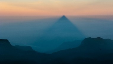 Pic d adam vue a l aurore sri lanka